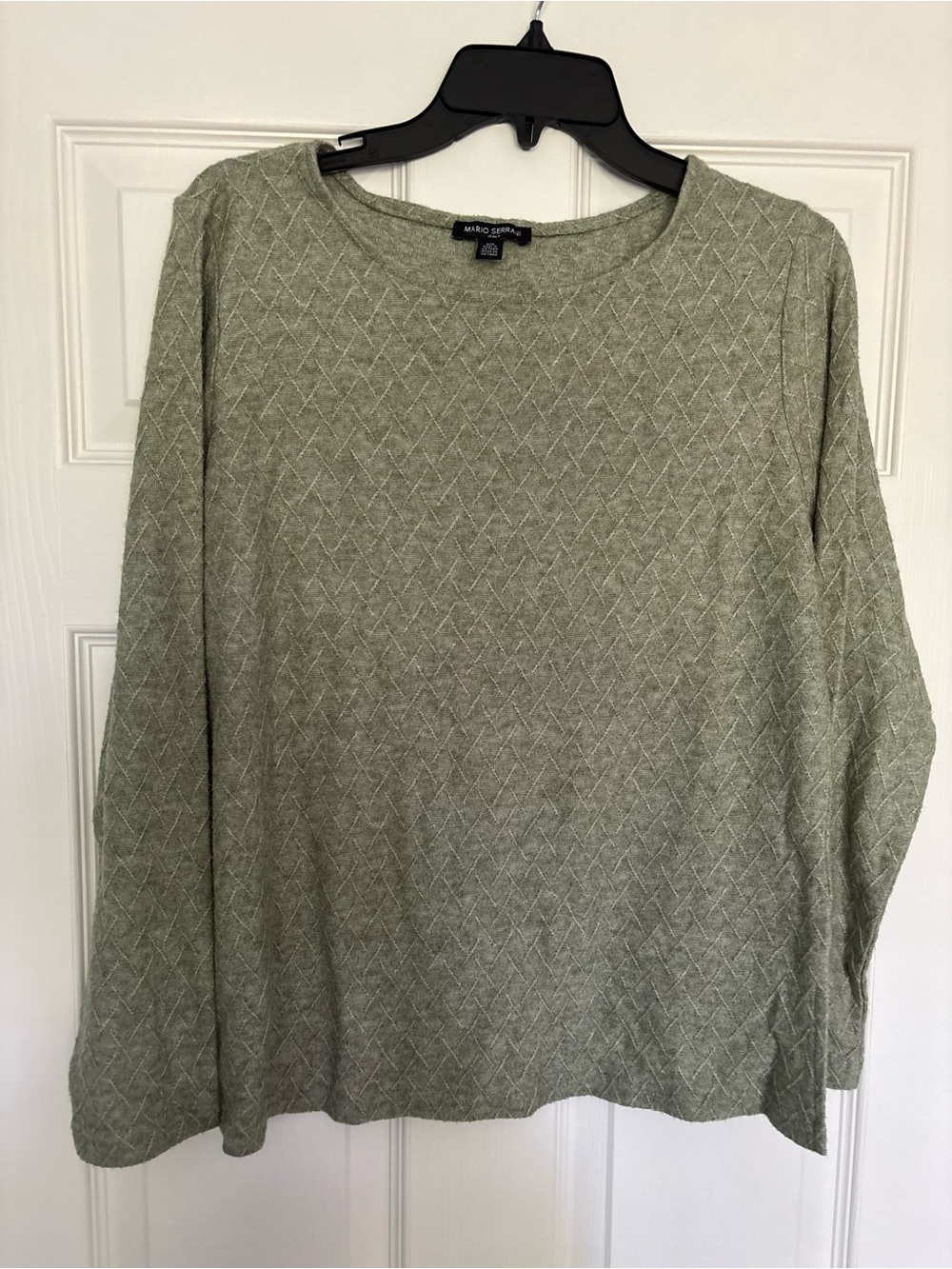 Mario Serrani Soft Green Diamond-Quilted Crewneck Sweater